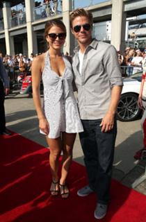 Maria Menounos feet photo thumbnail