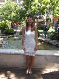 Maria Menounos feet photo thumbnail