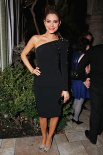 Maria Menounos feet photo thumbnail