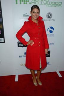Maria Menounos feet photo thumbnail