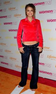 Maria Menounos feet photo thumbnail
