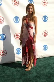 Maria Menounos feet photo thumbnail