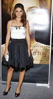 Maria Menounos feet photo thumbnail