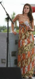 Maria Menounos feet photo thumbnail