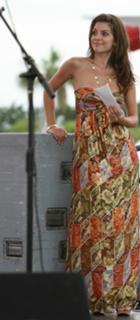 Maria Menounos feet photo thumbnail