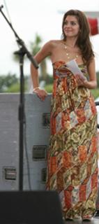 Maria Menounos feet photo thumbnail