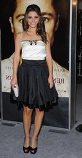 Maria Menounos feet photo thumbnail