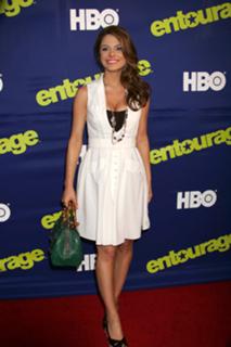 Maria Menounos feet photo thumbnail