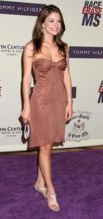 Maria Menounos feet photo thumbnail