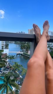 Maria Montgomery feet photo 14