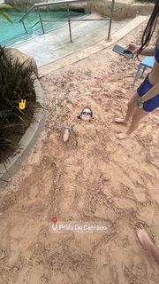 Maria Nicolly feet photo thumbnail