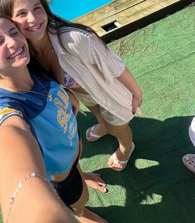 Maria Nicolly feet photo thumbnail