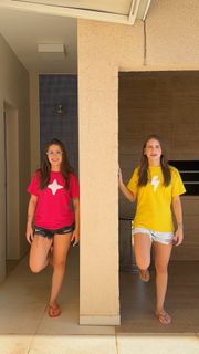 Maria Nicolly feet photo thumbnail