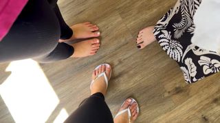 Maria Nicolly feet photo 8