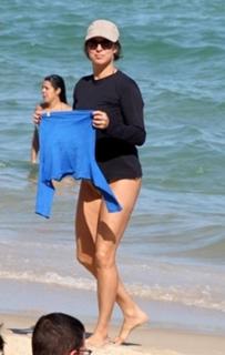 Maria Paula feet photo 1