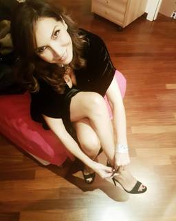 Maria Pia Calzone feet photo 1