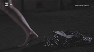 Maria Pia Calzone feet photo 18