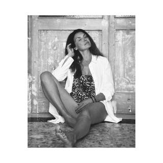 Maria Pia Calzone feet photo 6