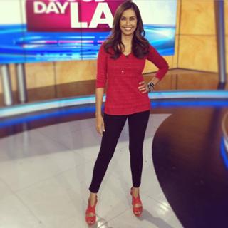 Maria Quiban feet photo thumbnail