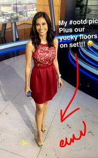 Maria Quiban feet photo thumbnail