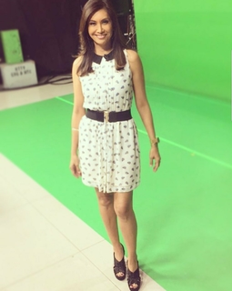 Maria Quiban feet photo thumbnail