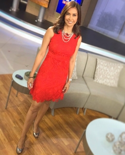 Maria Quiban feet photo thumbnail