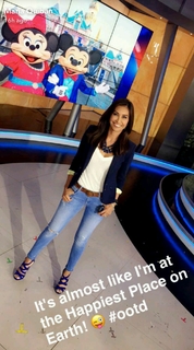 Maria Quiban feet photo thumbnail