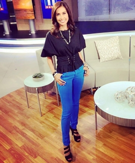 Maria Quiban feet photo thumbnail