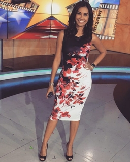 Maria Quiban feet photo thumbnail