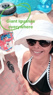 Maria Quiban feet photo thumbnail