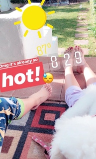 Maria Quiban feet photo thumbnail