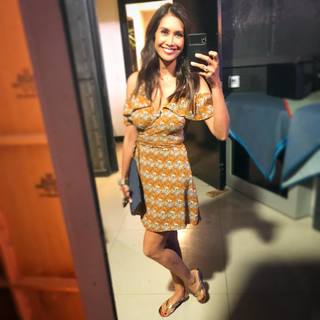 Maria Quiban feet photo thumbnail