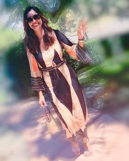 Maria Quiban feet photo thumbnail