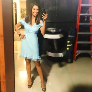 Maria Quiban feet photo thumbnail