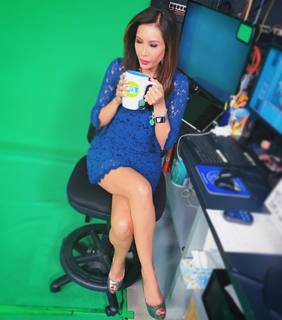 Maria Quiban feet photo thumbnail