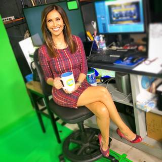 Maria Quiban feet photo thumbnail