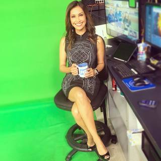 Maria Quiban feet photo thumbnail