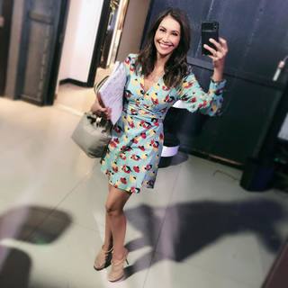 Maria Quiban feet photo thumbnail