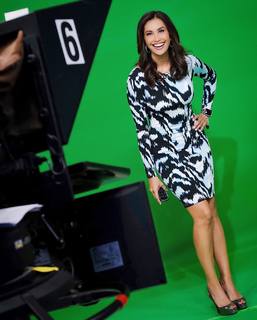 Maria Quiban feet photo thumbnail