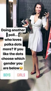 Maria Quiban feet photo thumbnail