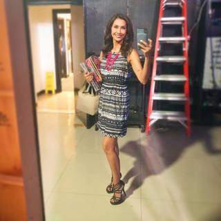 Maria Quiban feet photo thumbnail