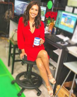 Maria Quiban feet photo thumbnail