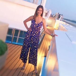 Maria Quiban feet photo thumbnail