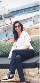 Maria Quiban feet photo thumbnail