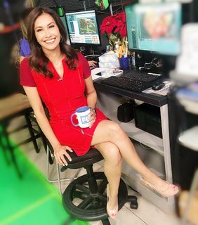 Maria Quiban feet photo thumbnail