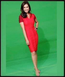 Maria Quiban feet photo thumbnail