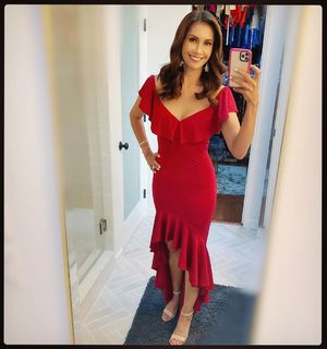 Maria Quiban feet photo thumbnail