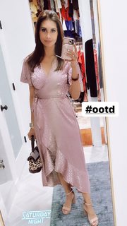 Maria Quiban feet photo thumbnail