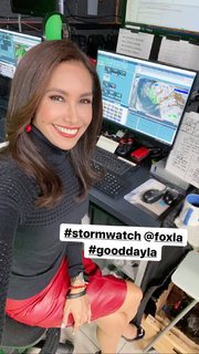 Maria Quiban feet photo thumbnail