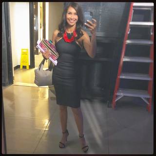 Maria Quiban feet photo thumbnail